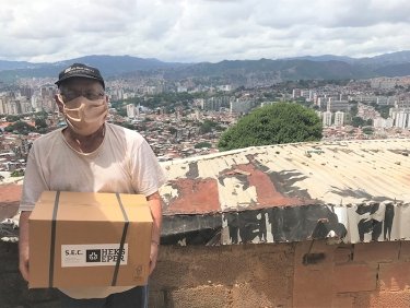 Francisco Parra, 70 years old, former driver, cannot work anymore as he is incapacitated by an illness. Nobody else in his family has a job and they all suffer from the lack of basic services in the area (La Pastora, at Altos de Lidice community, Caracas).