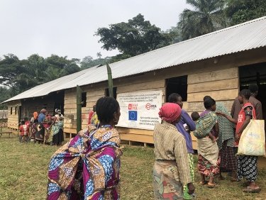 Emergency aid for conflict-affected families in hard-to-reach areas 